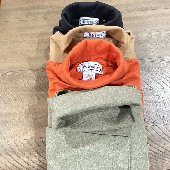 BUNDLE of 4 NWOT (Vntg) Bridgewater Basics Turtlenecks Long sleeves Size M - Picture 1 of 8